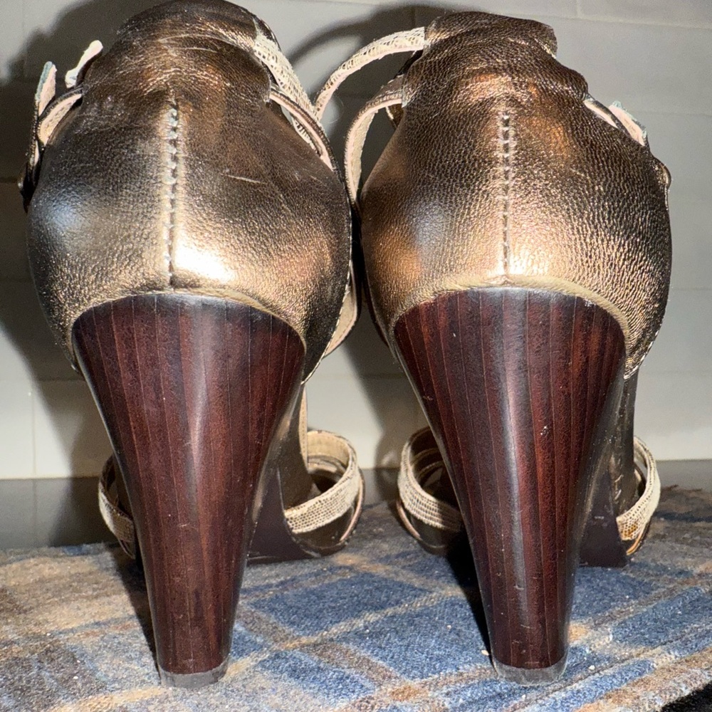 Kenneth Cole Reaction Brown Sandals Gladiator Style - Picture 4 of 5